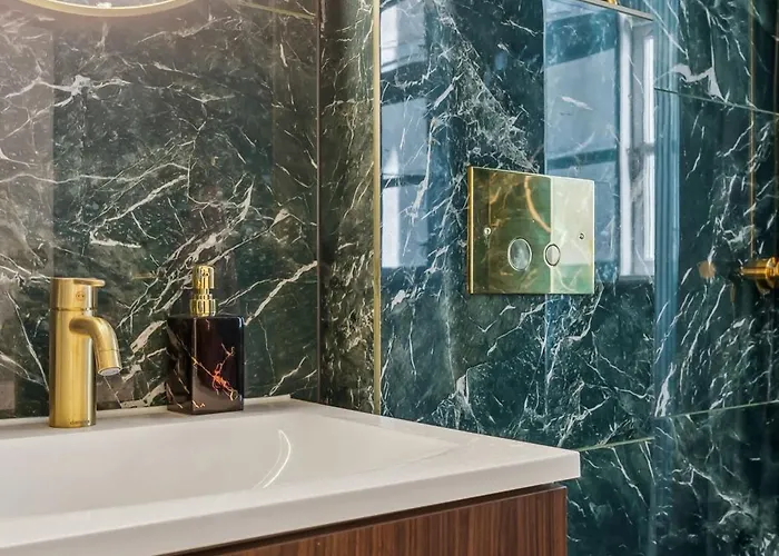 Luxury Flat - Walk To Nyhavn Tivoli & Metro *